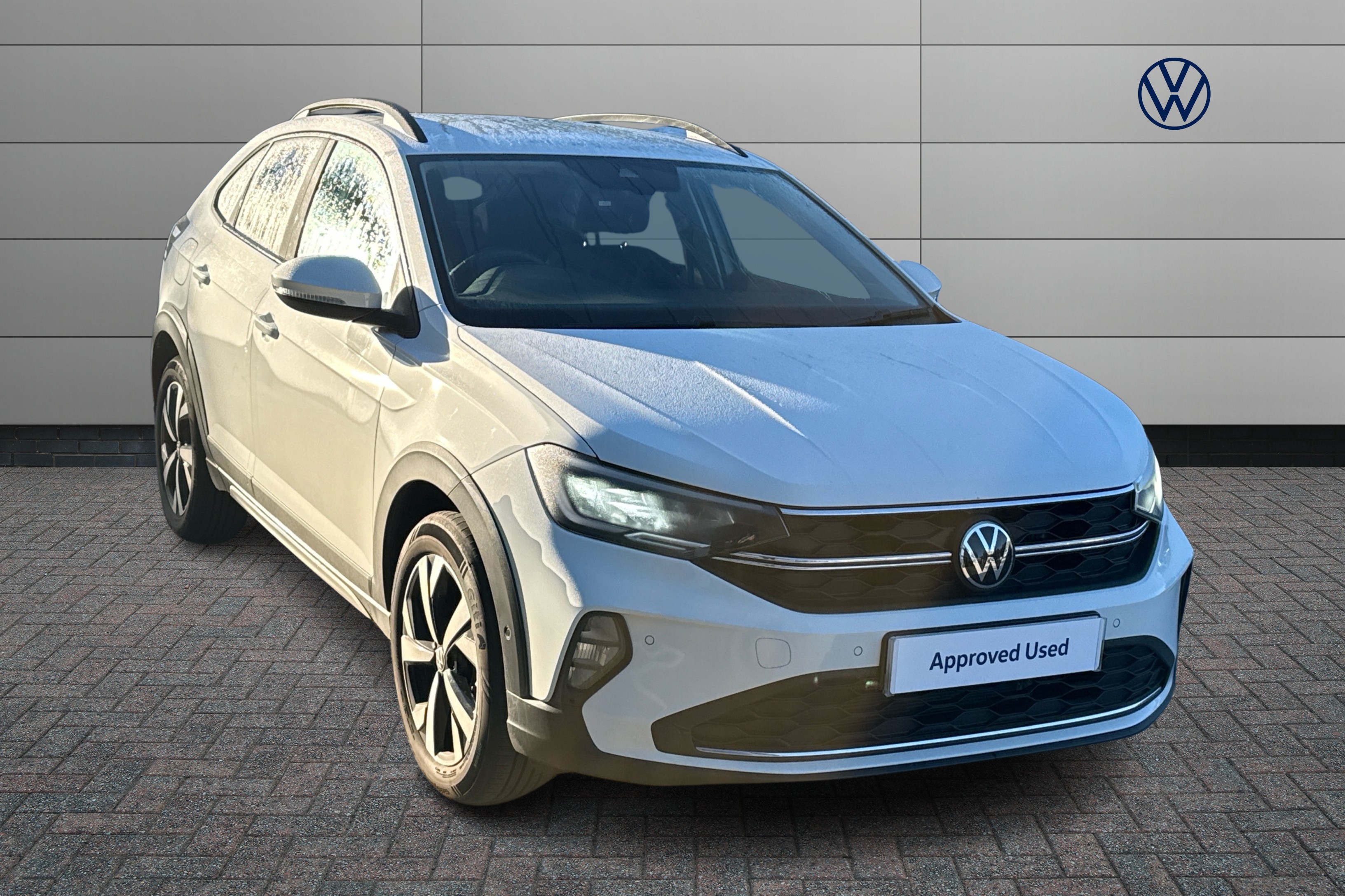 Main listing image - Volkswagen Taigo