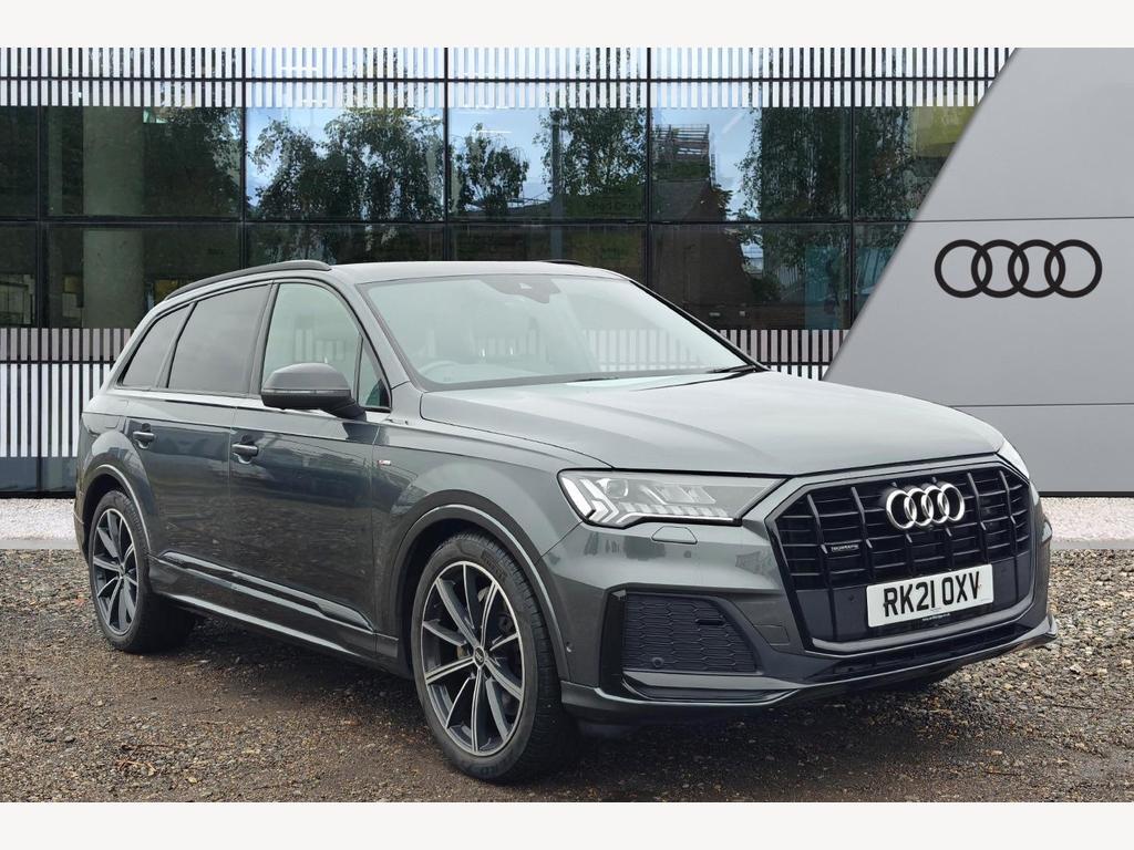 Main listing image - Audi Q7