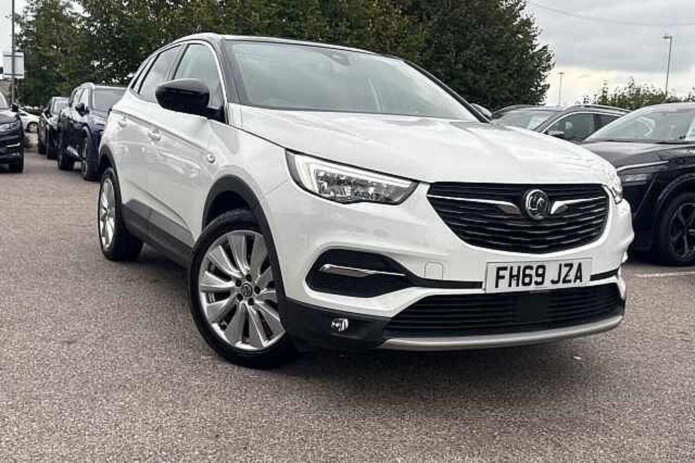 Main listing image - Vauxhall Grandland X