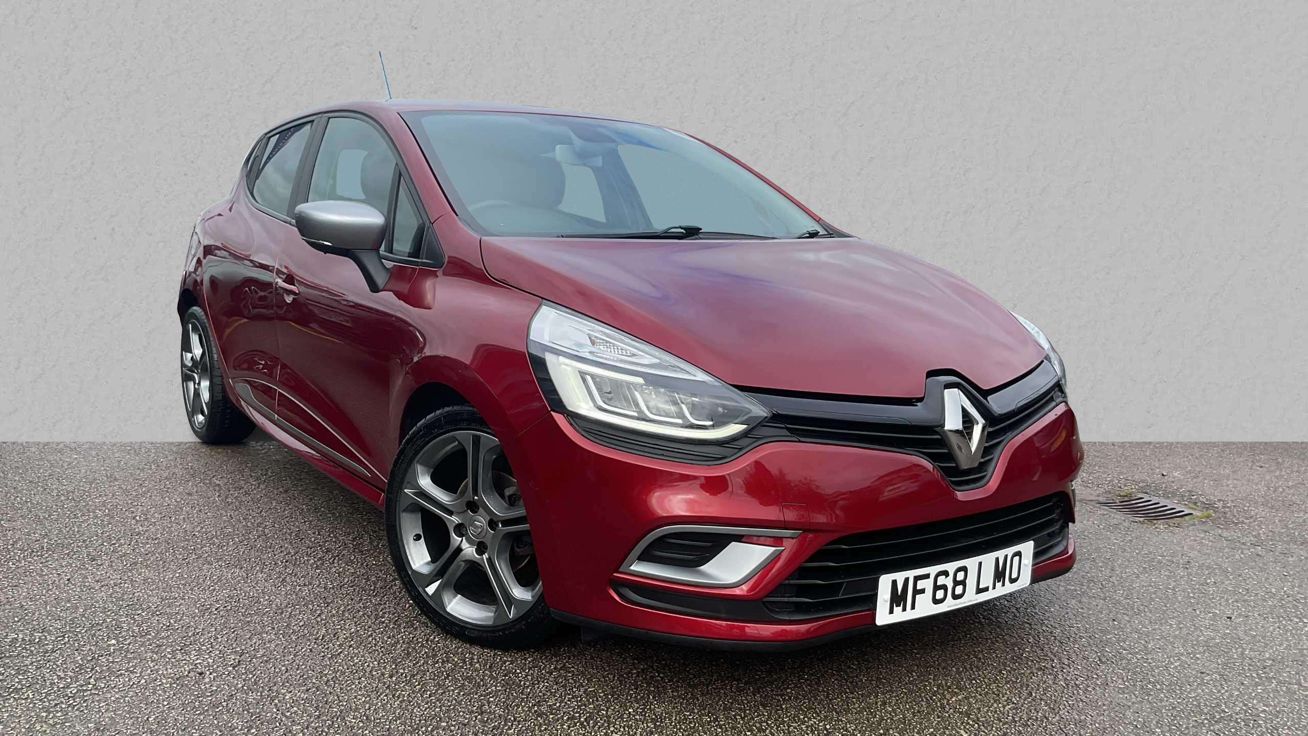 Main listing image - Renault Clio