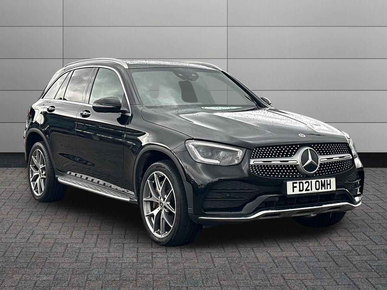 Main listing image - Mercedes-Benz GLC