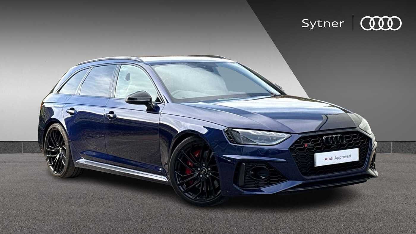 Main listing image - Audi RS4