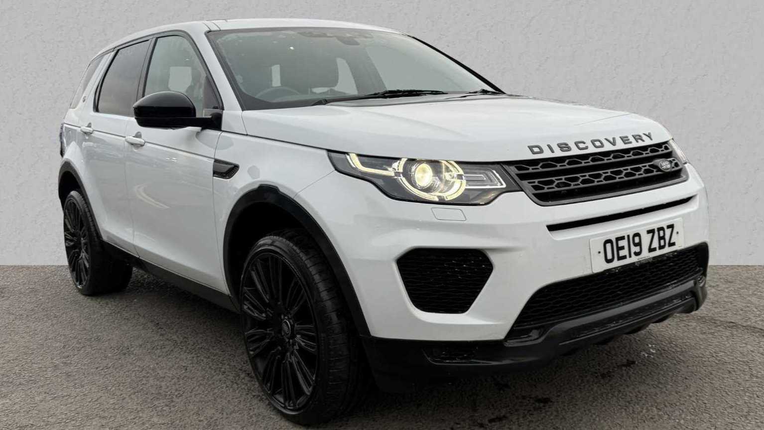 Main listing image - Land Rover Discovery Sport