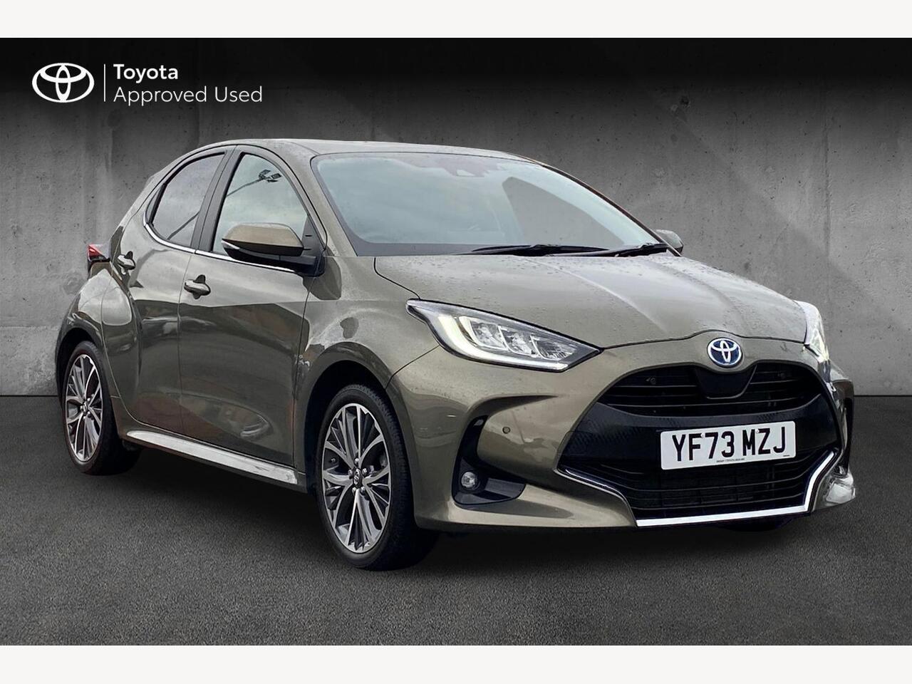 Main listing image - Toyota Yaris