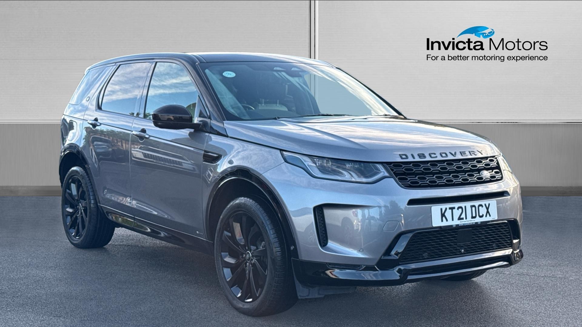 Main listing image - Land Rover Discovery Sport