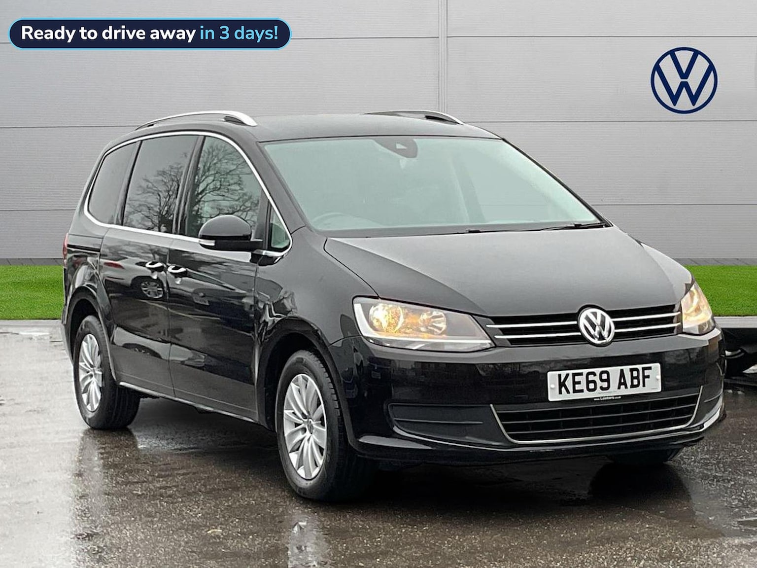 Main listing image - Volkswagen Sharan