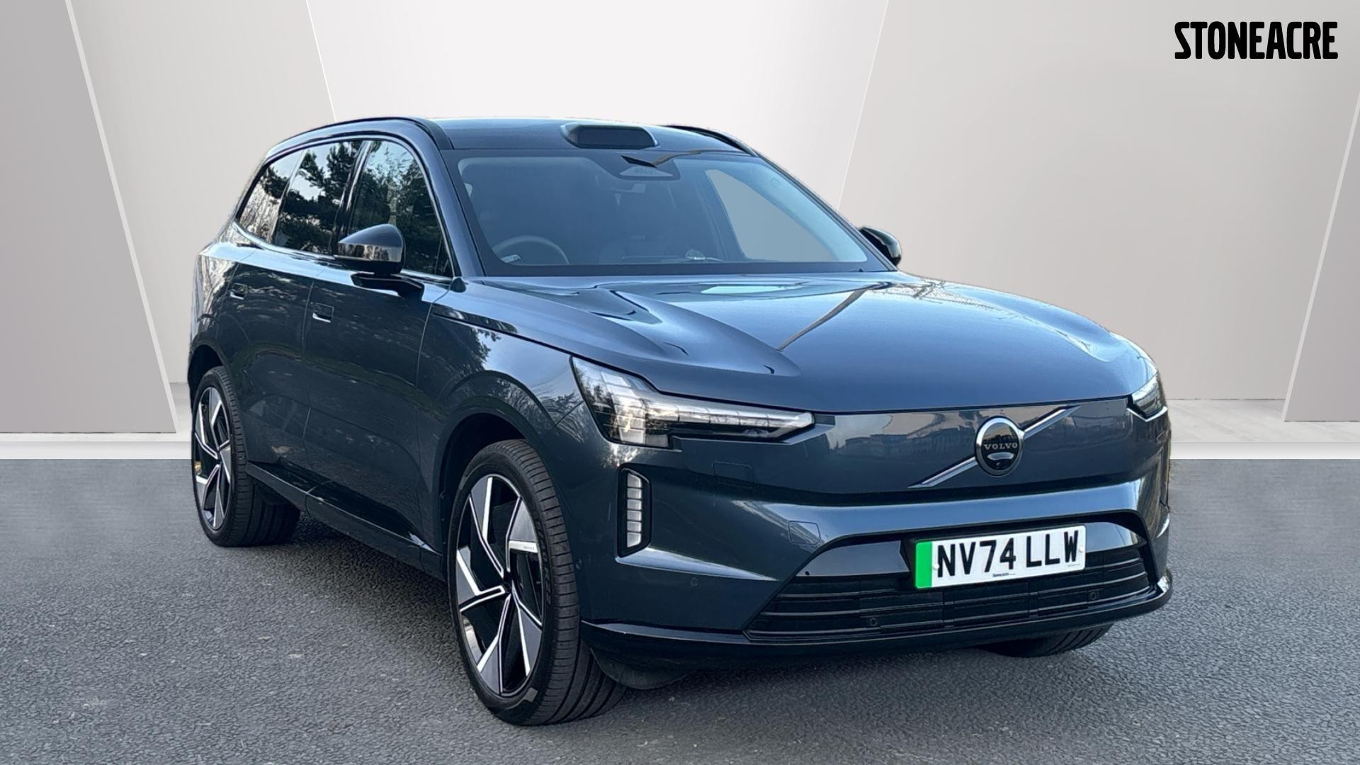 Main listing image - Volvo Ex90