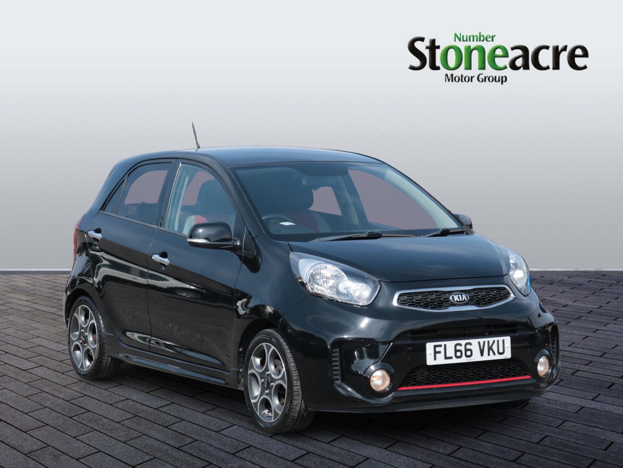 Main listing image - Kia Picanto