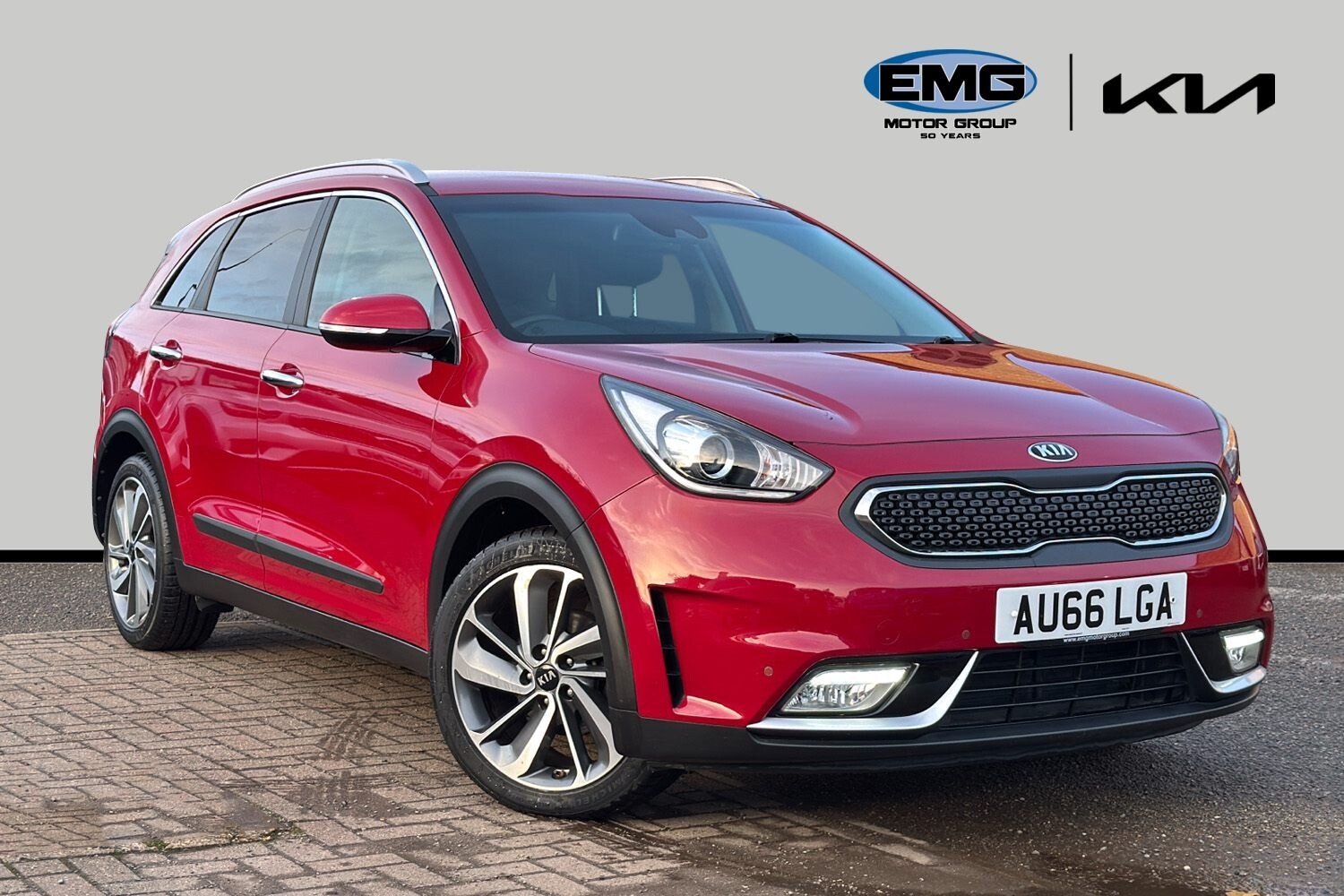 Main listing image - Kia Niro