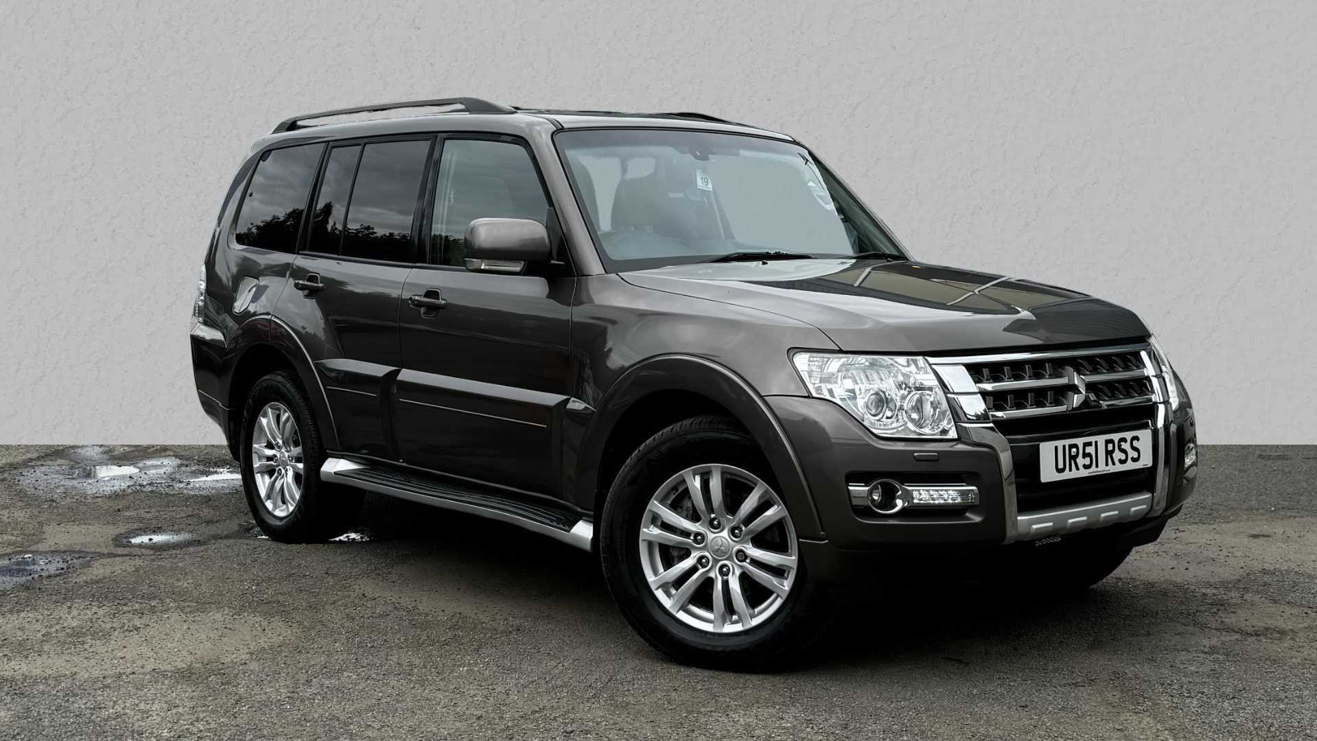 Main listing image - Mitsubishi Shogun