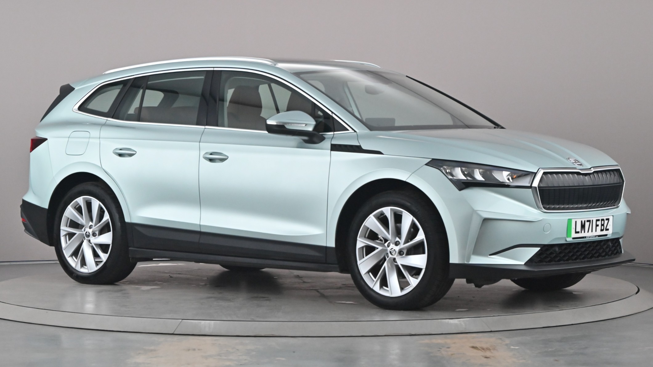 Main listing image - Skoda Enyaq