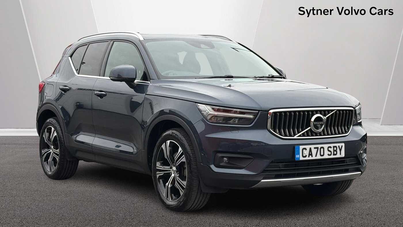 Main listing image - Volvo XC40