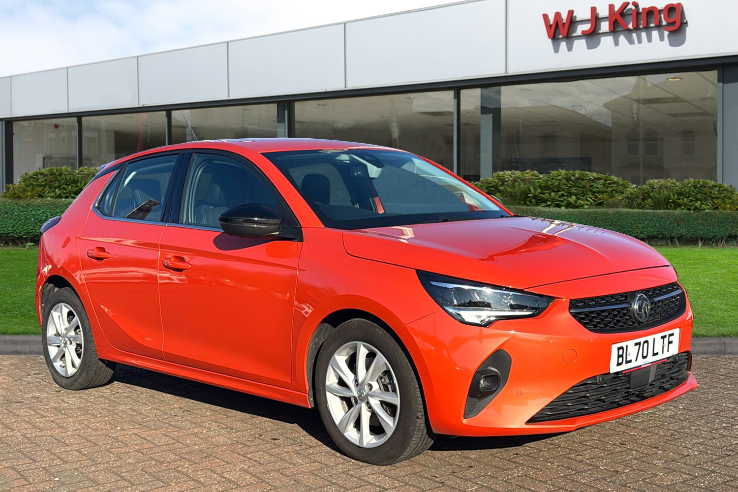 Main listing image - Vauxhall Corsa