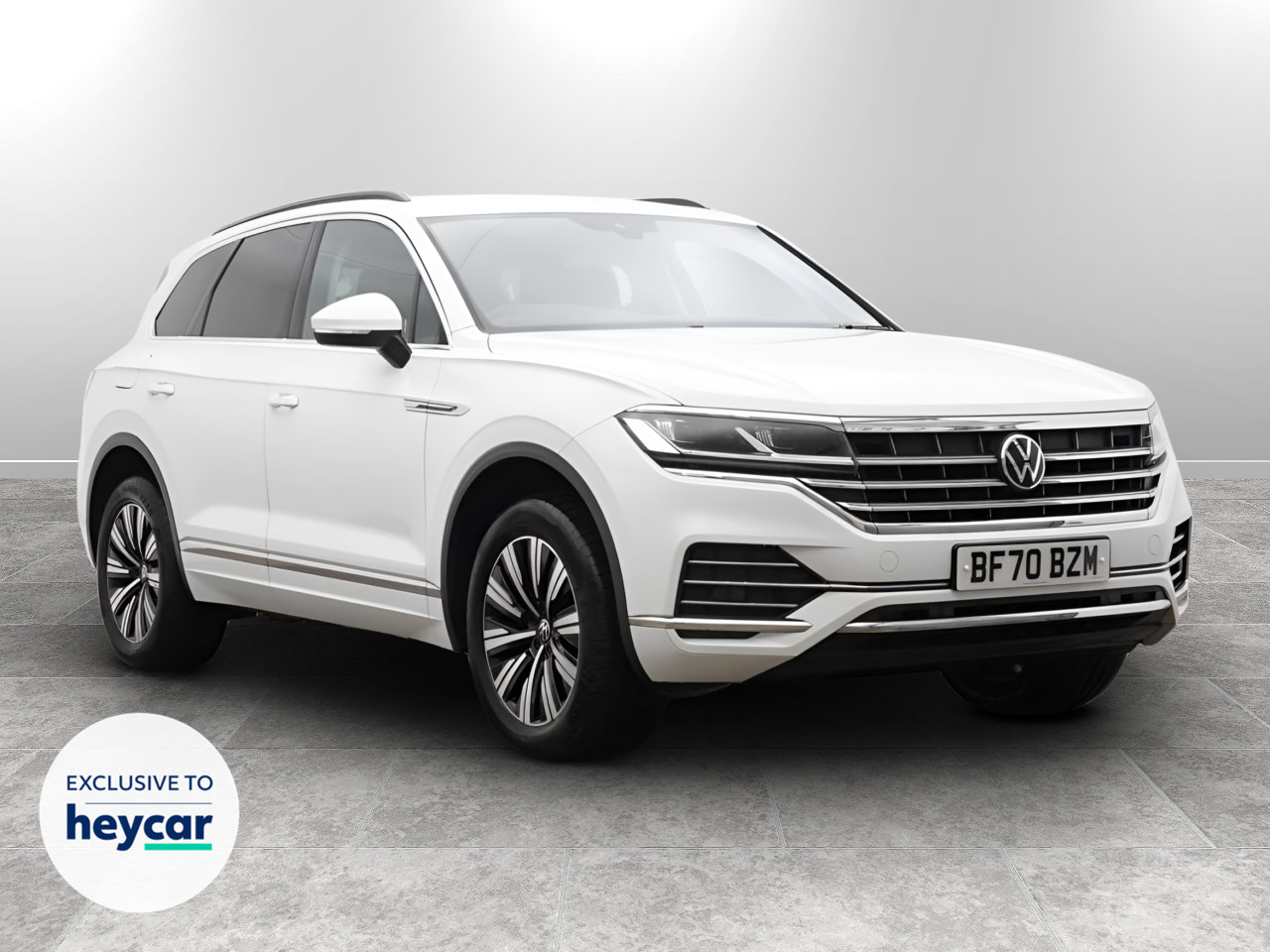 Main listing image - Volkswagen Touareg