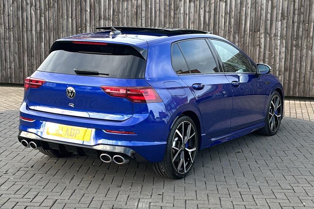 Main listing image - Volkswagen Golf R