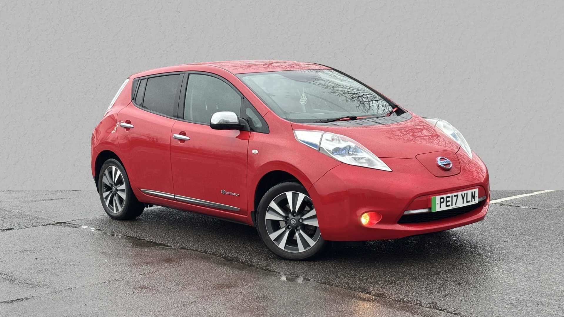 Main listing image - Nissan Leaf