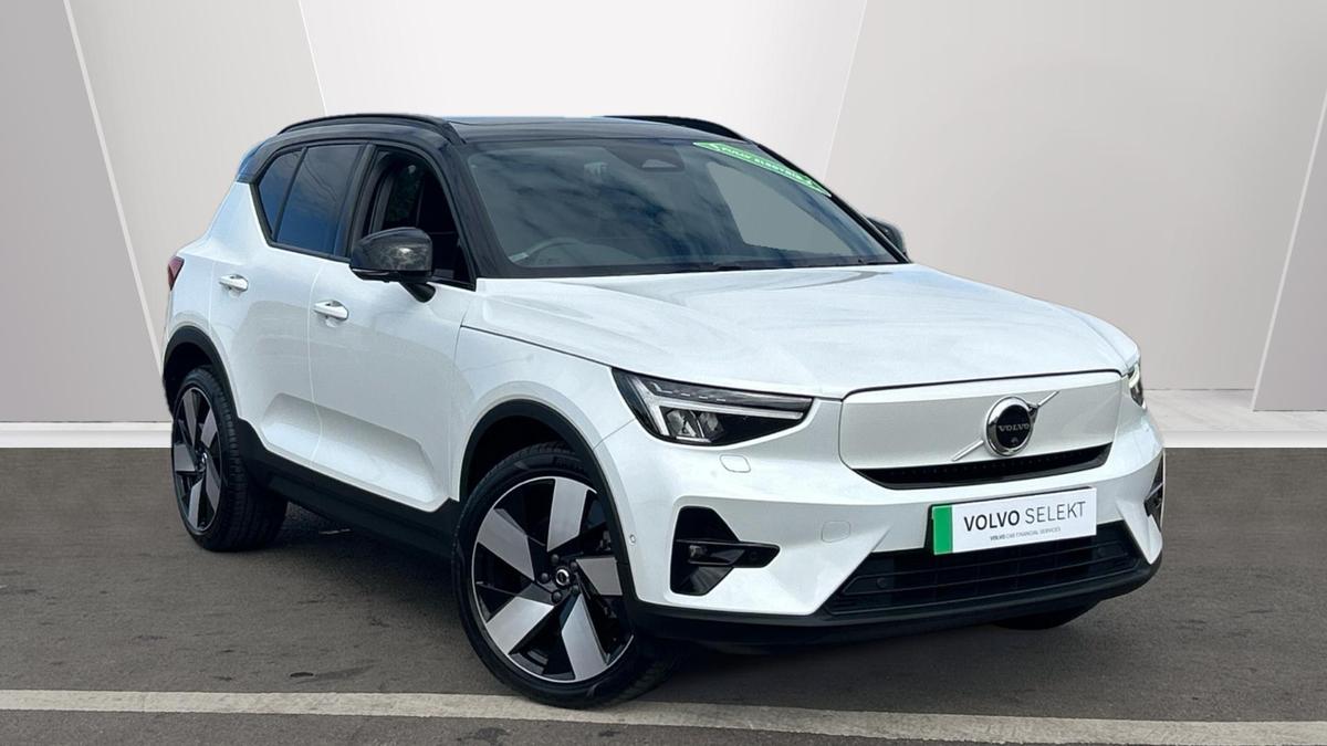 Main listing image - Volvo XC40 Recharge