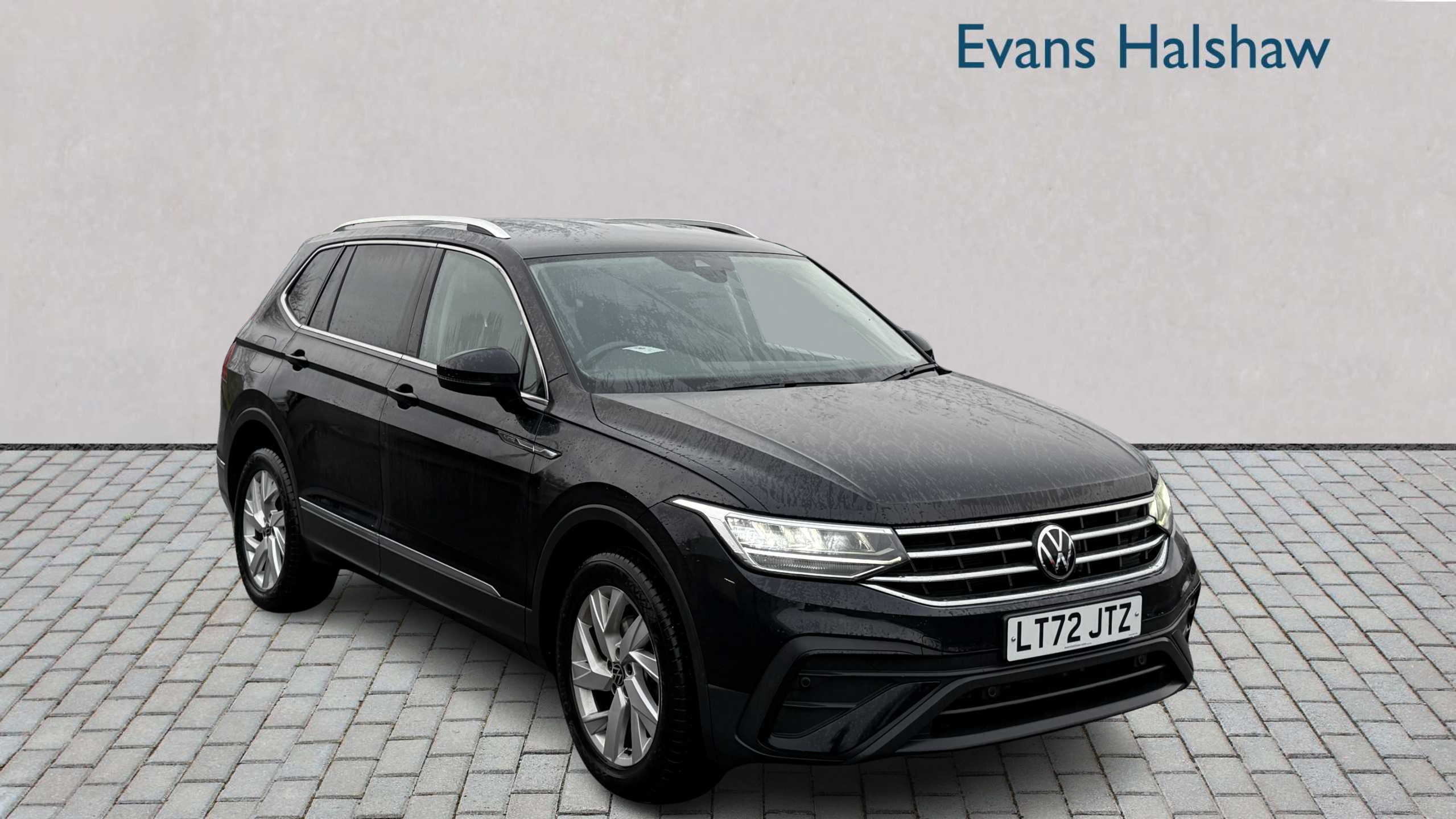 Main listing image - Volkswagen Tiguan Allspace