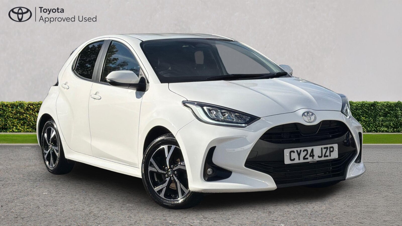 Main listing image - Toyota Yaris
