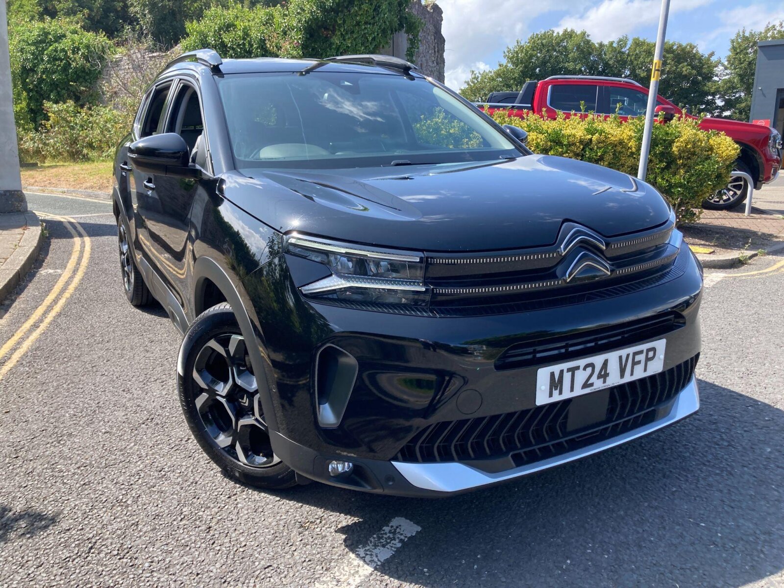 Main listing image - Citroen C5 Aircross