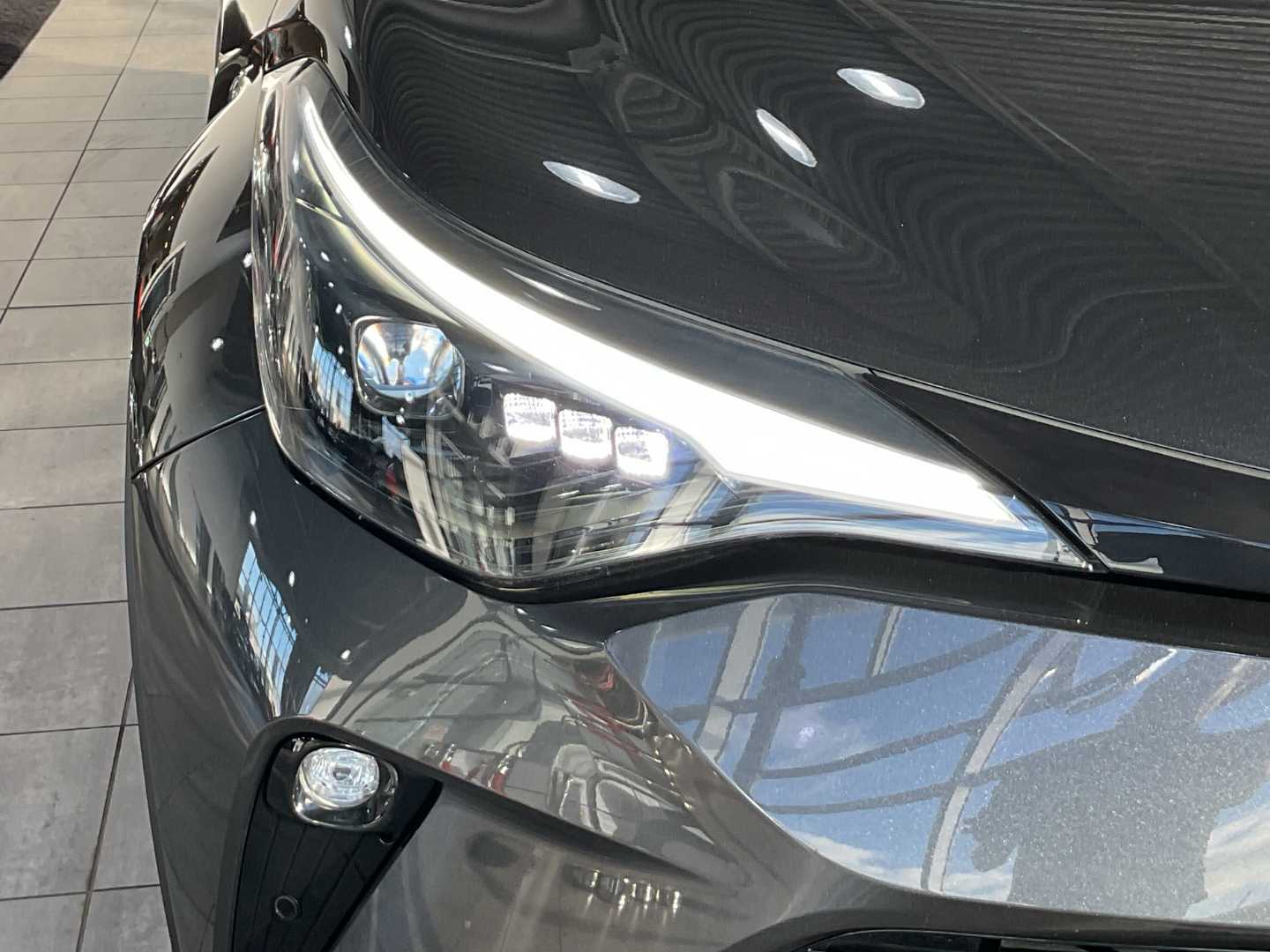 Main listing image - Toyota C-HR