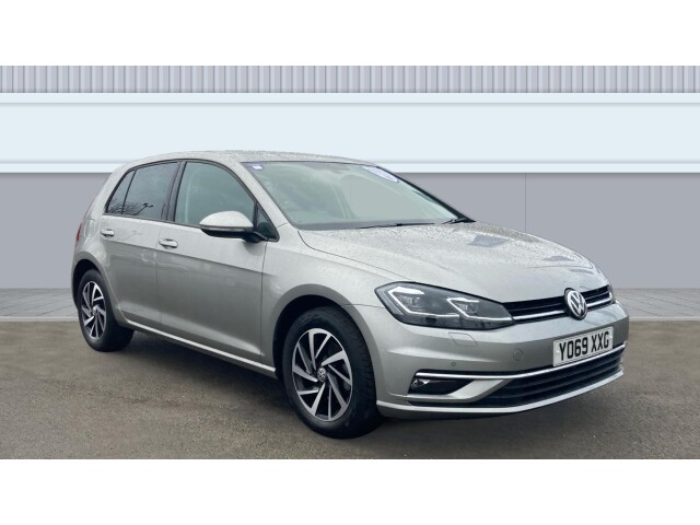 Main listing image - Volkswagen Golf