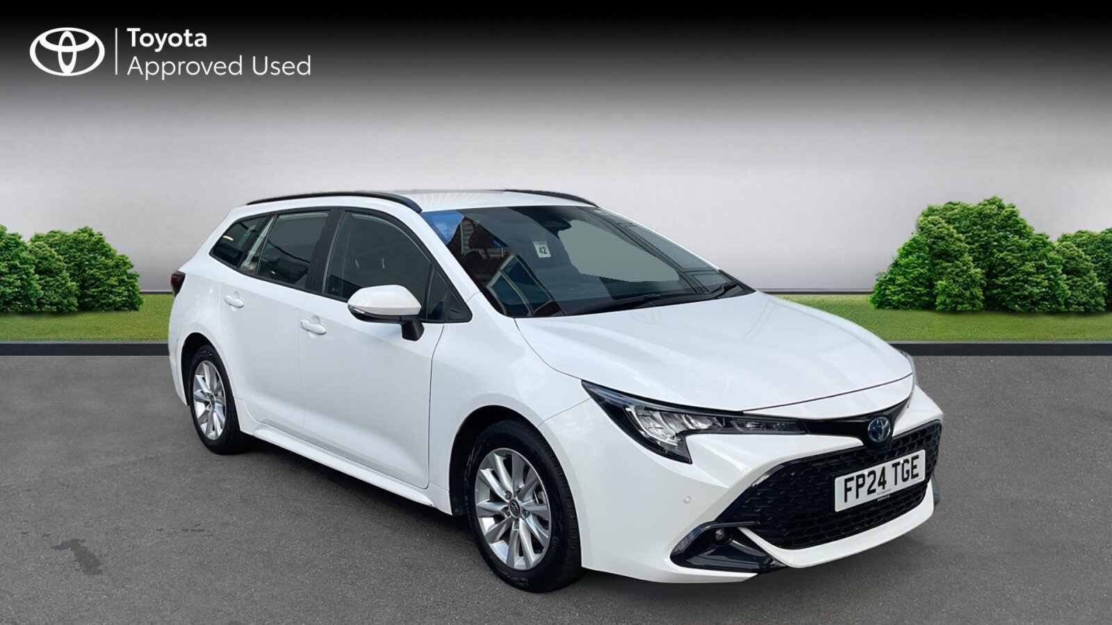Main listing image - Toyota Corolla Touring Sport