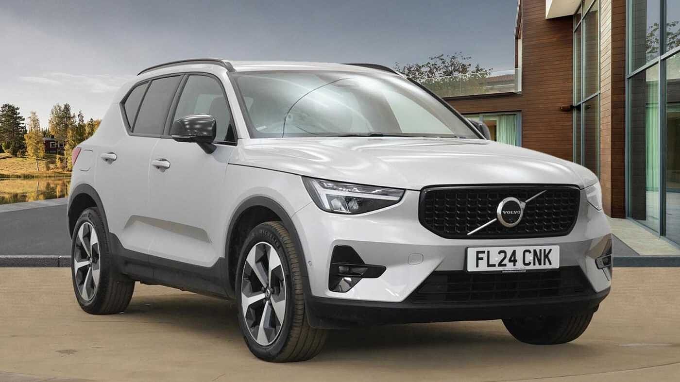 Main listing image - Volvo XC40