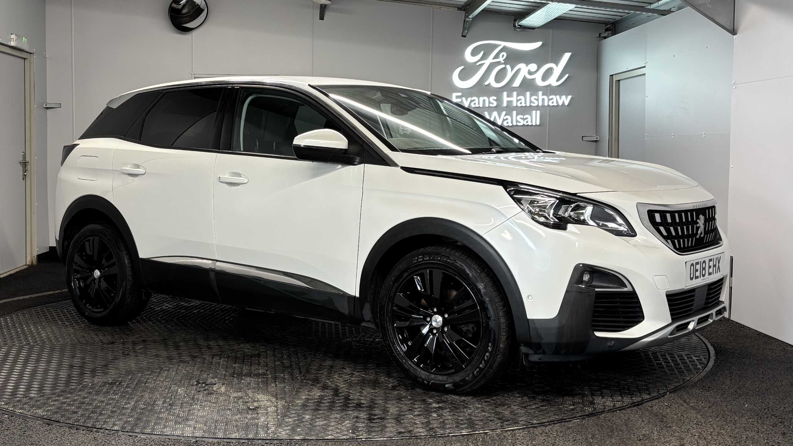 Main listing image - Peugeot 3008