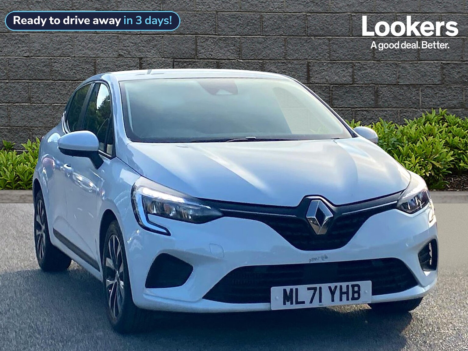 Main listing image - Renault Clio