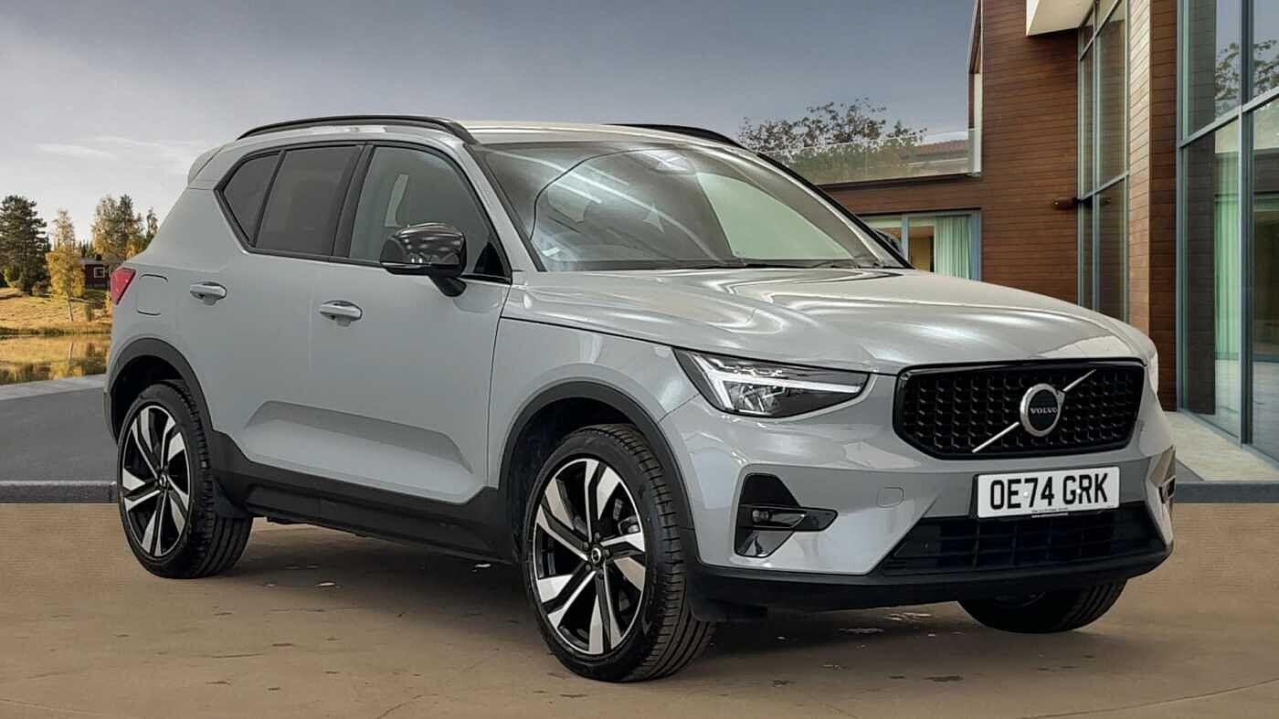 Main listing image - Volvo XC40