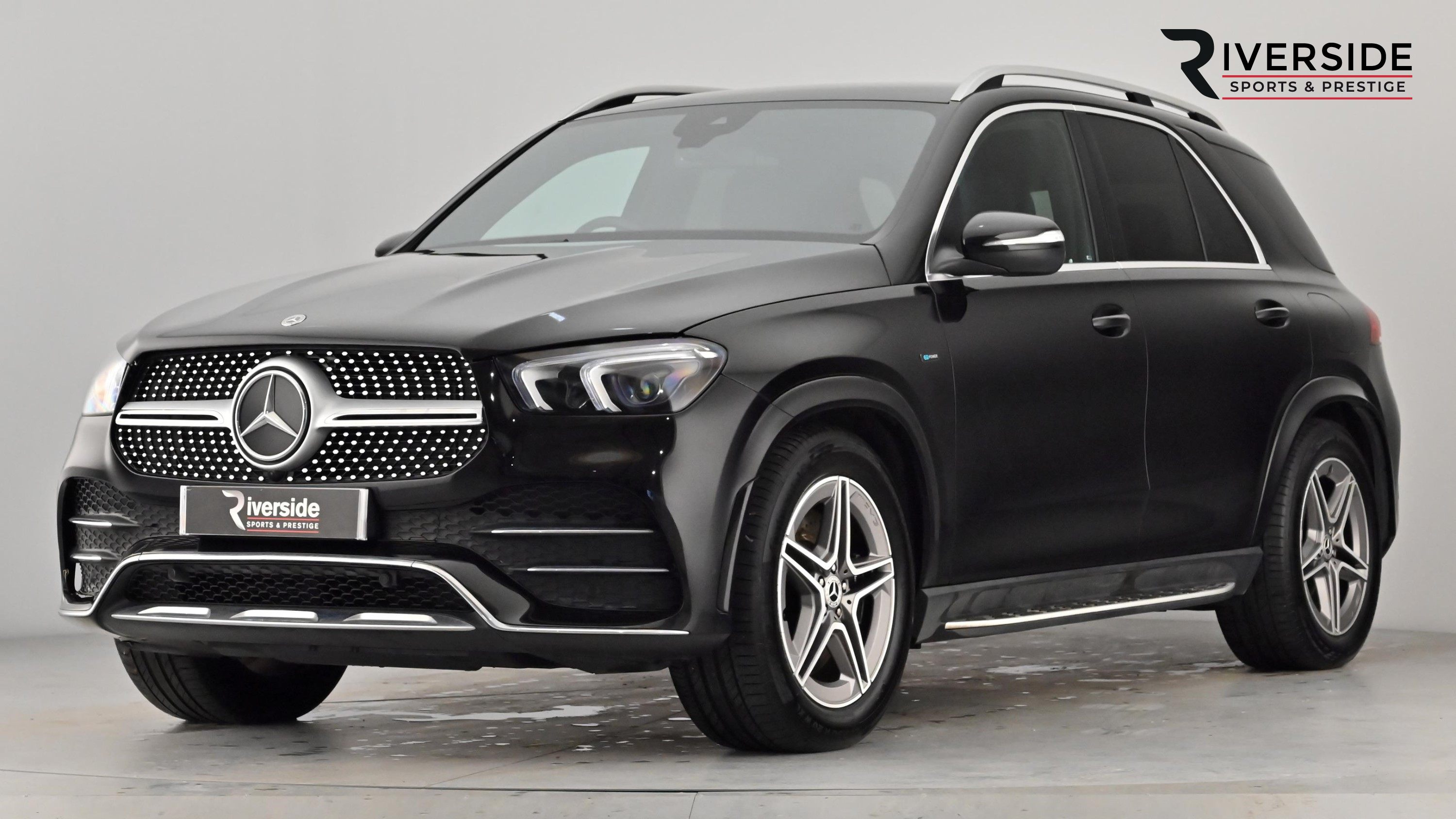 Main listing image - Mercedes-Benz GLE