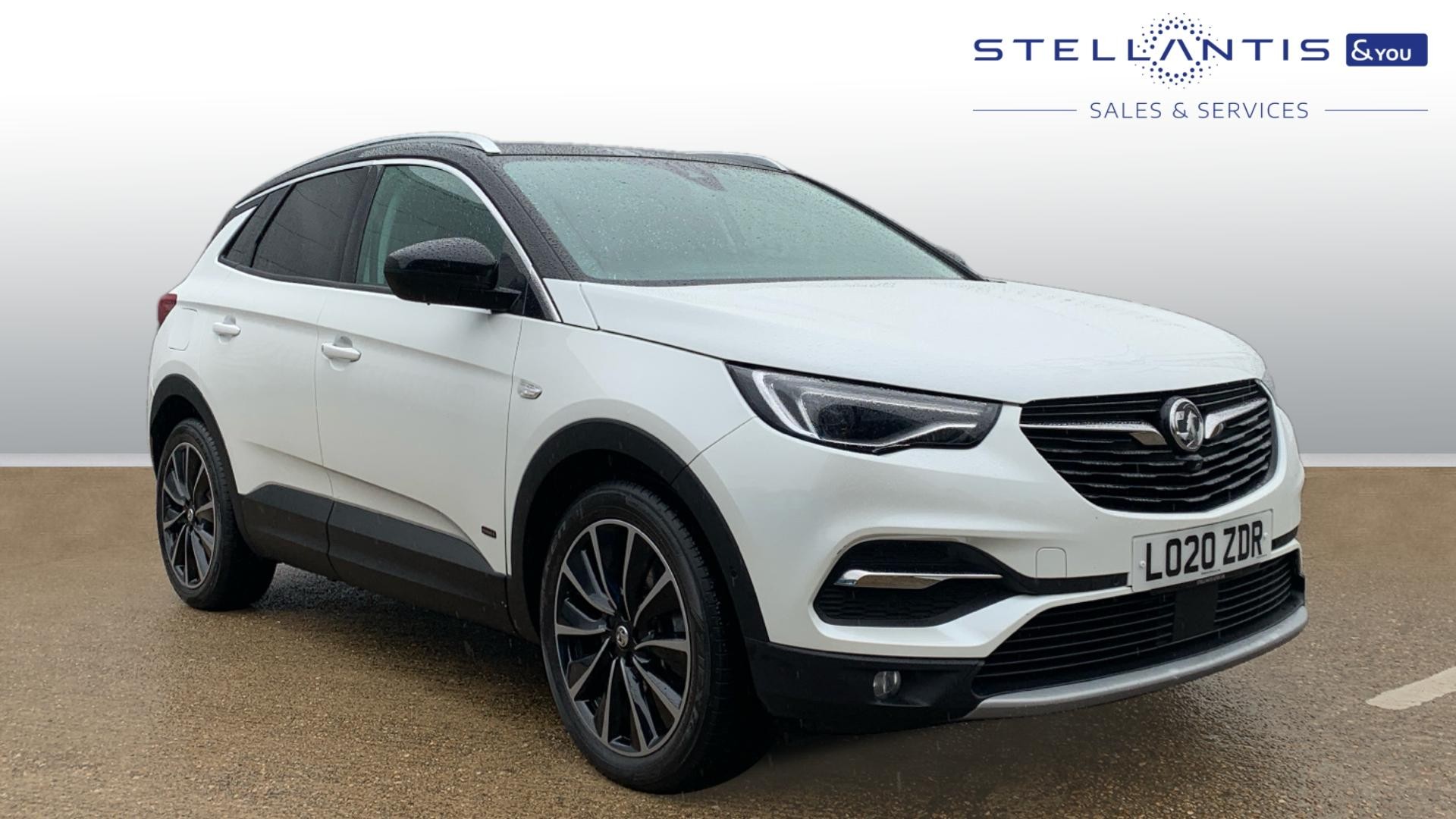 Main listing image - Vauxhall Grandland X