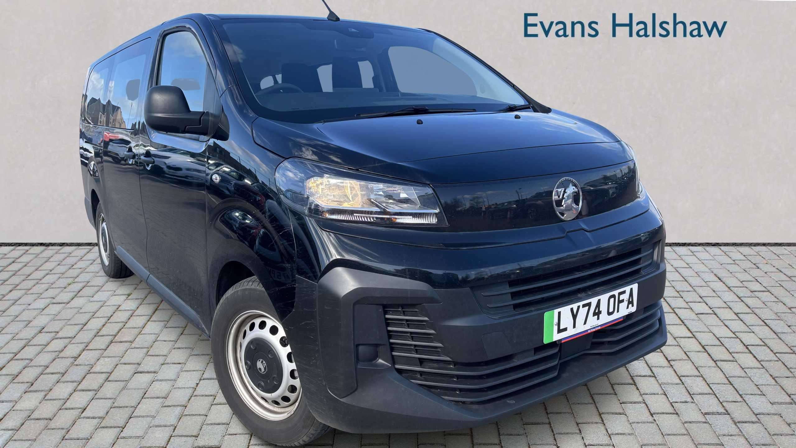 Main listing image - Vauxhall Vivaro Life-e