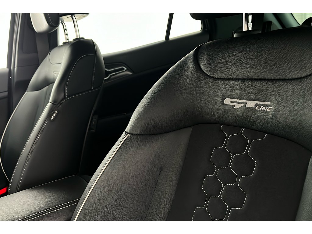 Main listing image - Kia Sportage