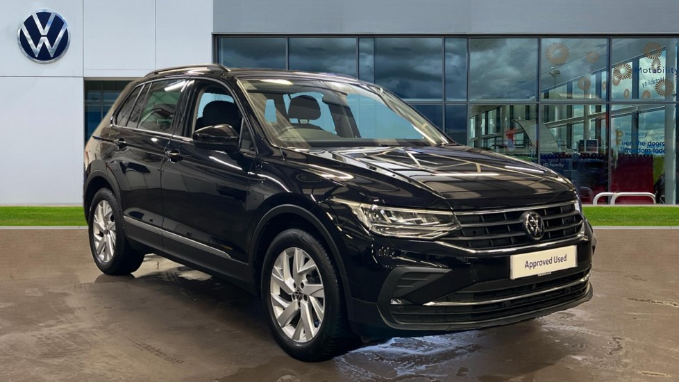 Main listing image - Volkswagen Tiguan