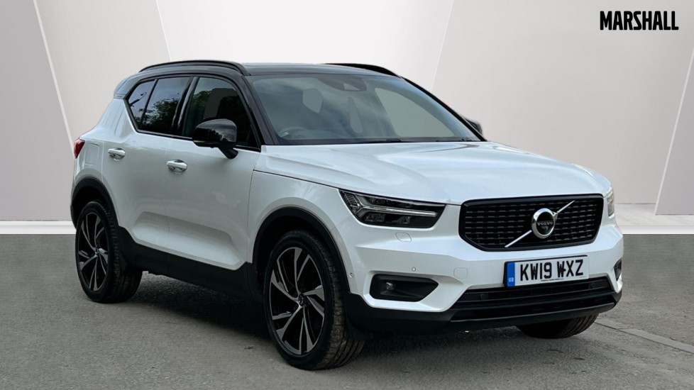 Main listing image - Volvo XC40
