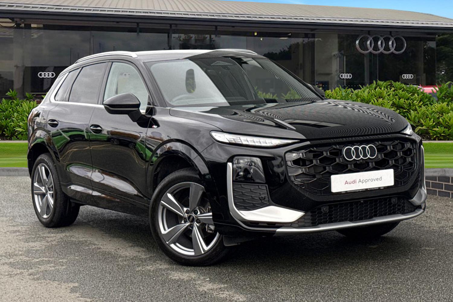 Main listing image - Audi Q3