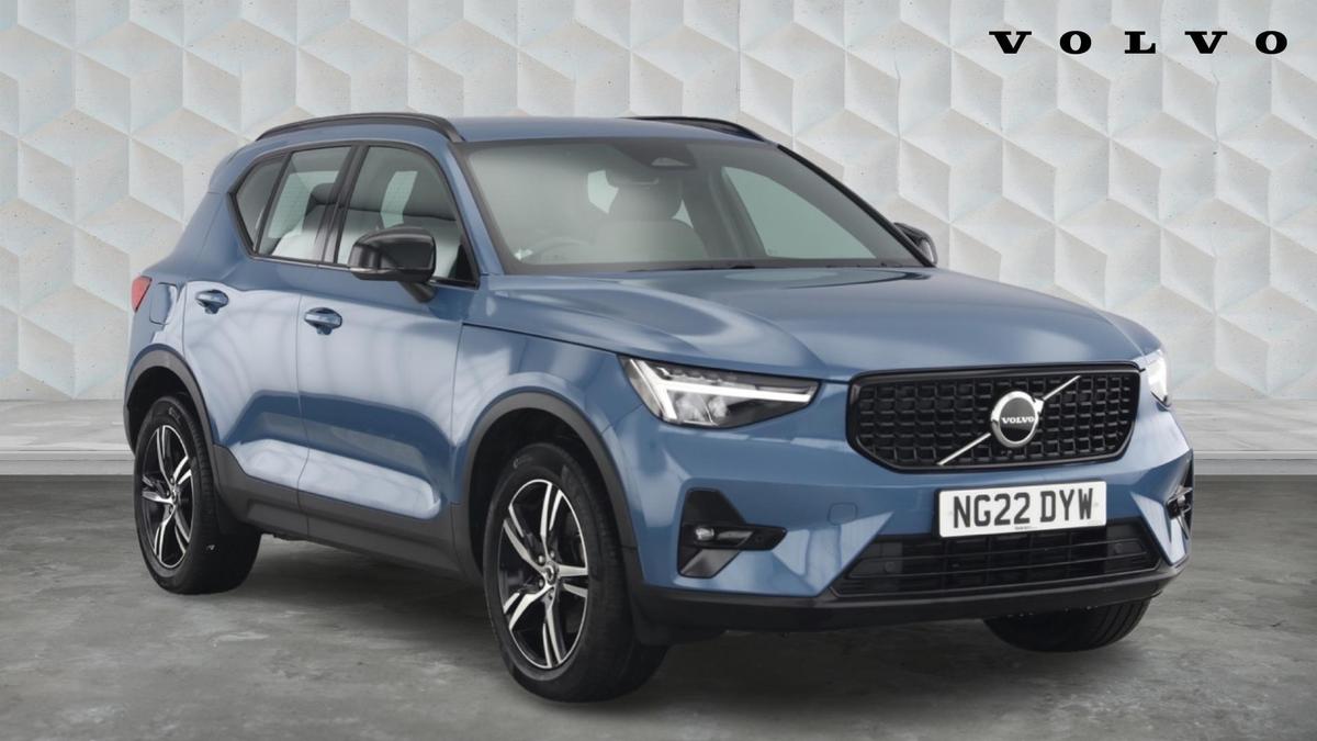 Main listing image - Volvo XC40