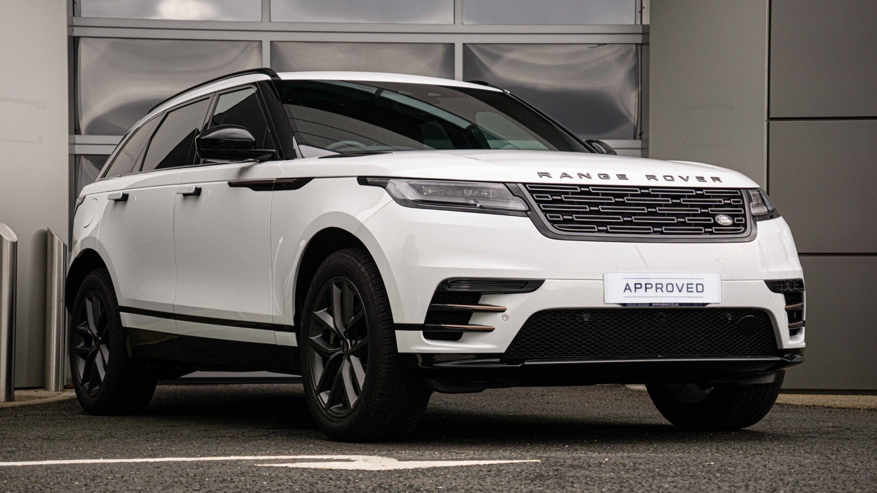 Main listing image - Land Rover Range Rover Velar