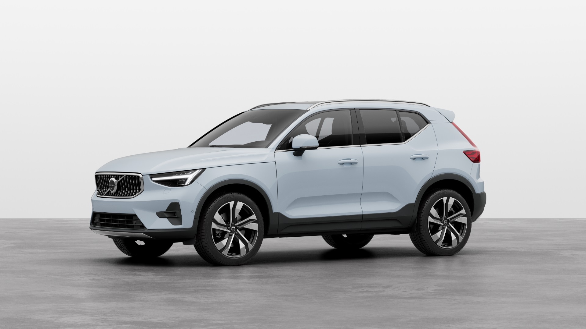 Main listing image - Volvo XC40