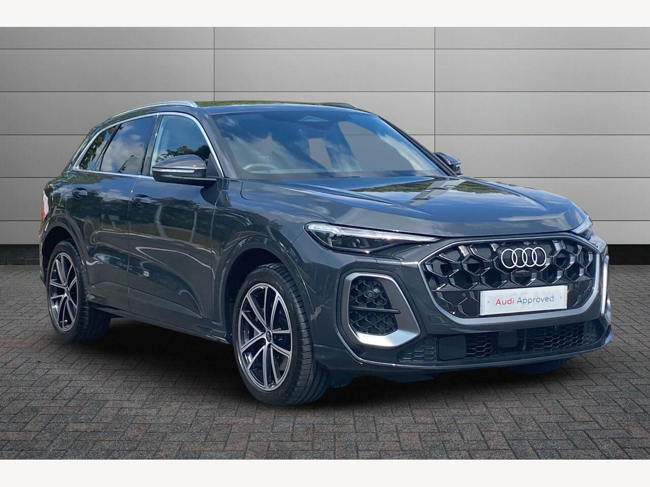 Main listing image - Audi Q5
