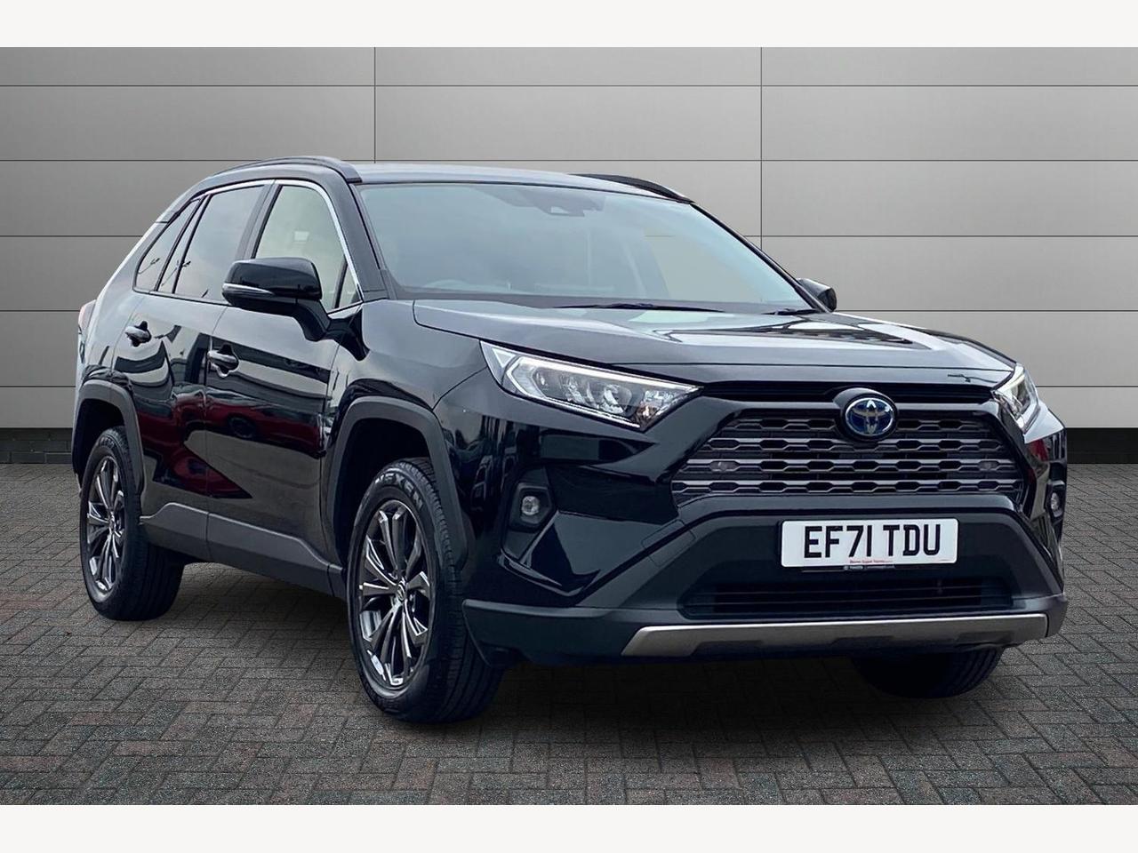 Main listing image - Toyota RAV4