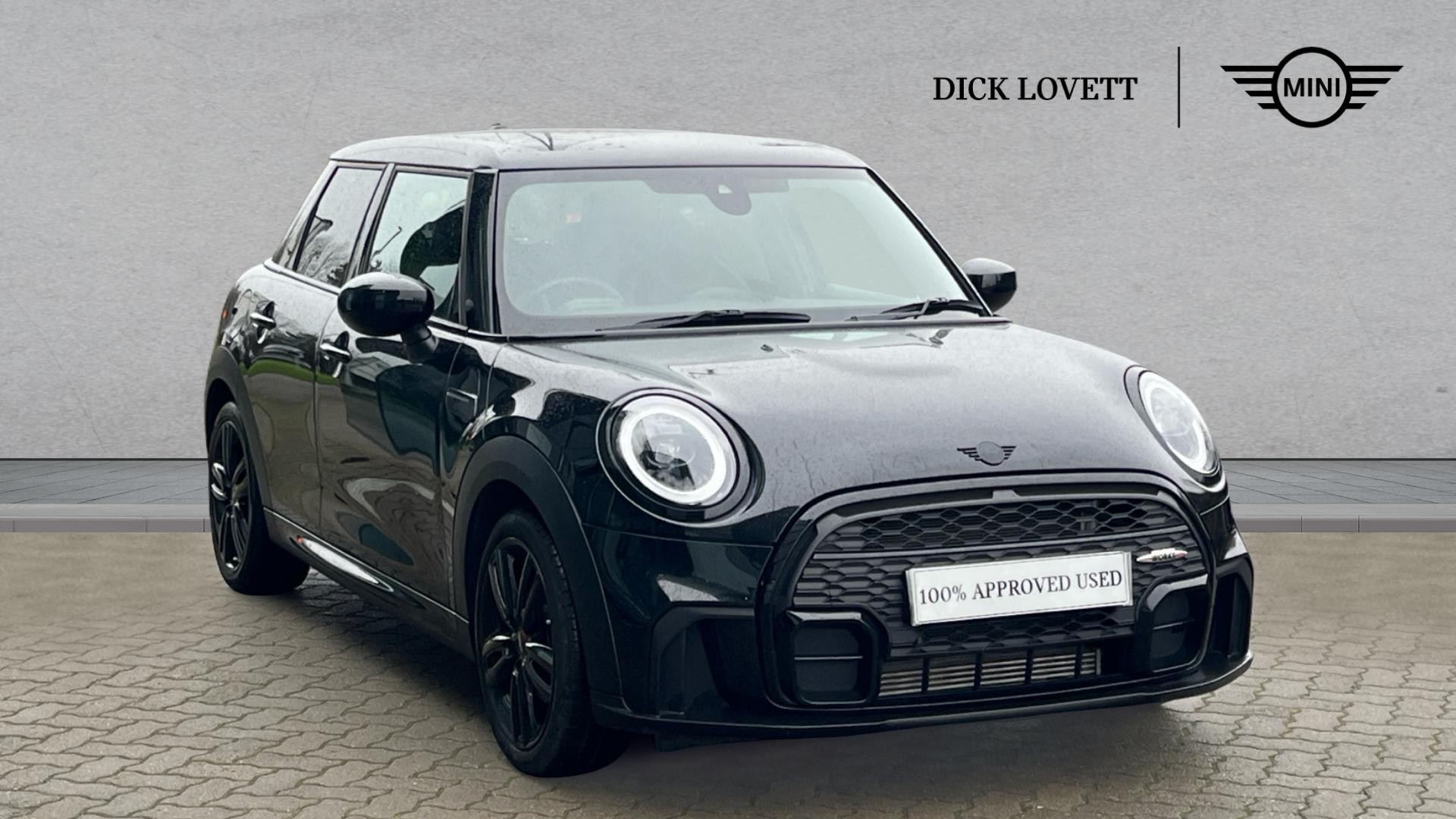 Main listing image - MINI Hatchback 5dr