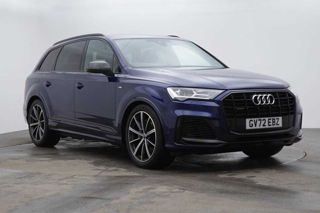 Main listing image - Audi Q7