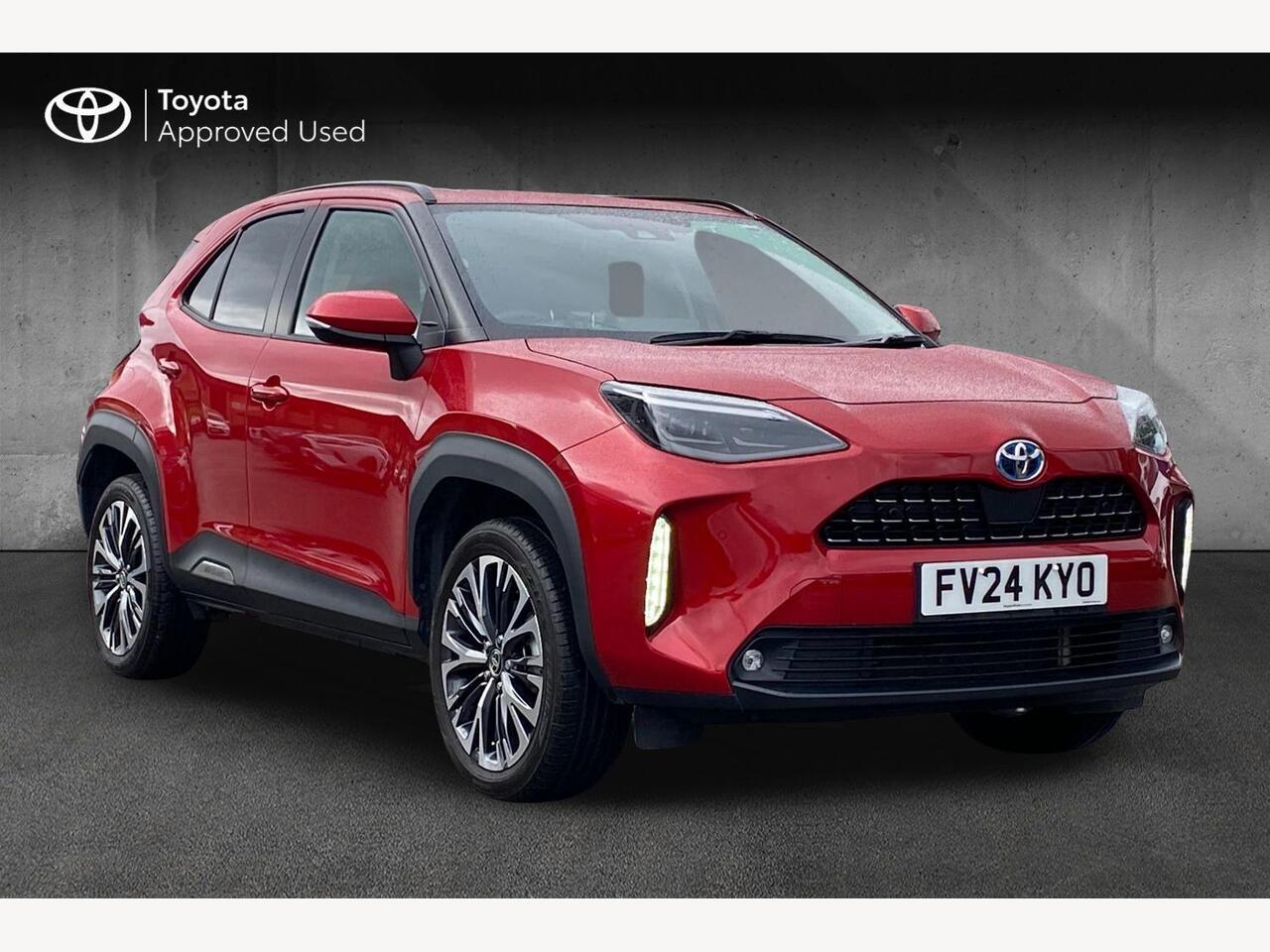 Main listing image - Toyota Yaris Cross