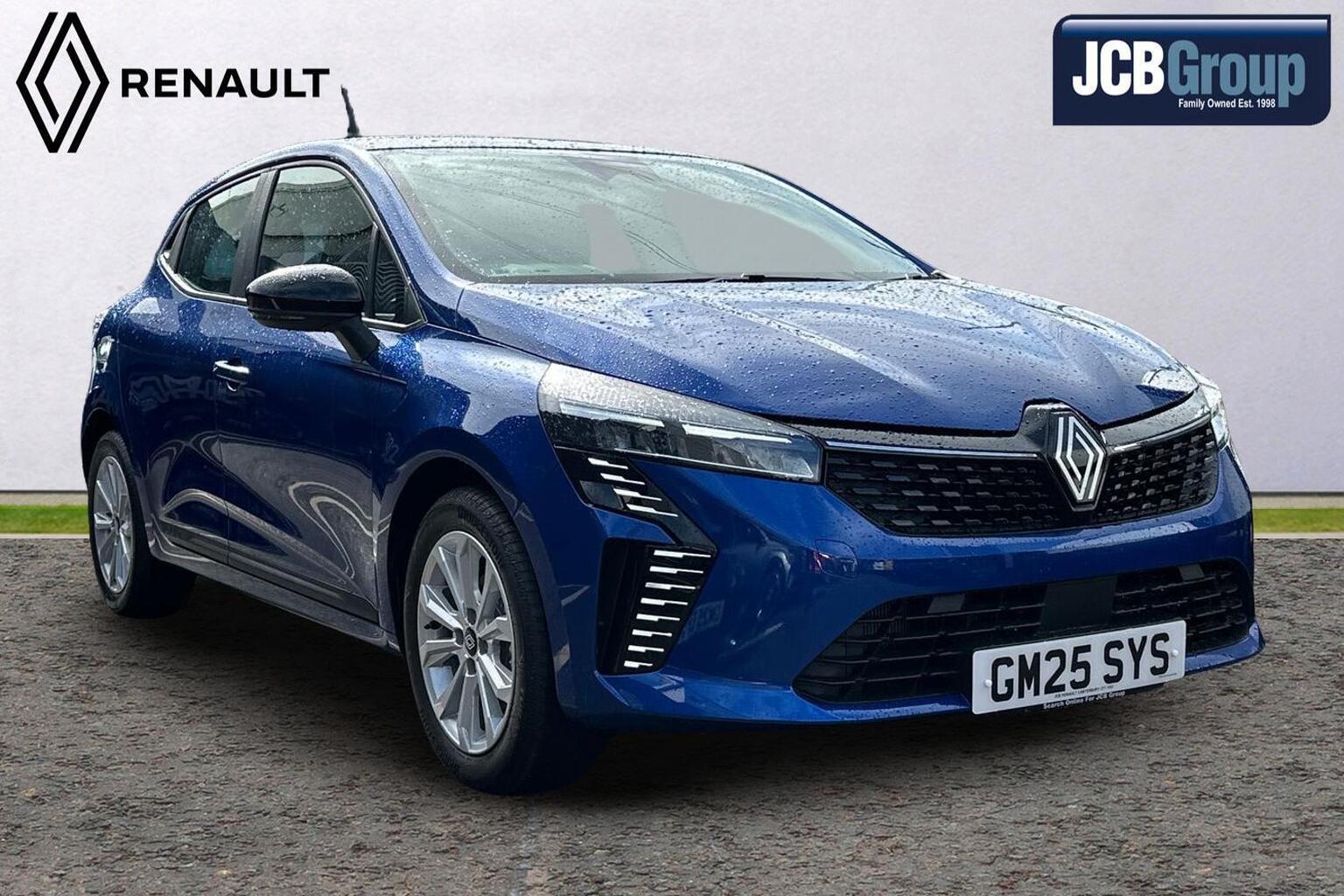Main listing image - Renault Clio