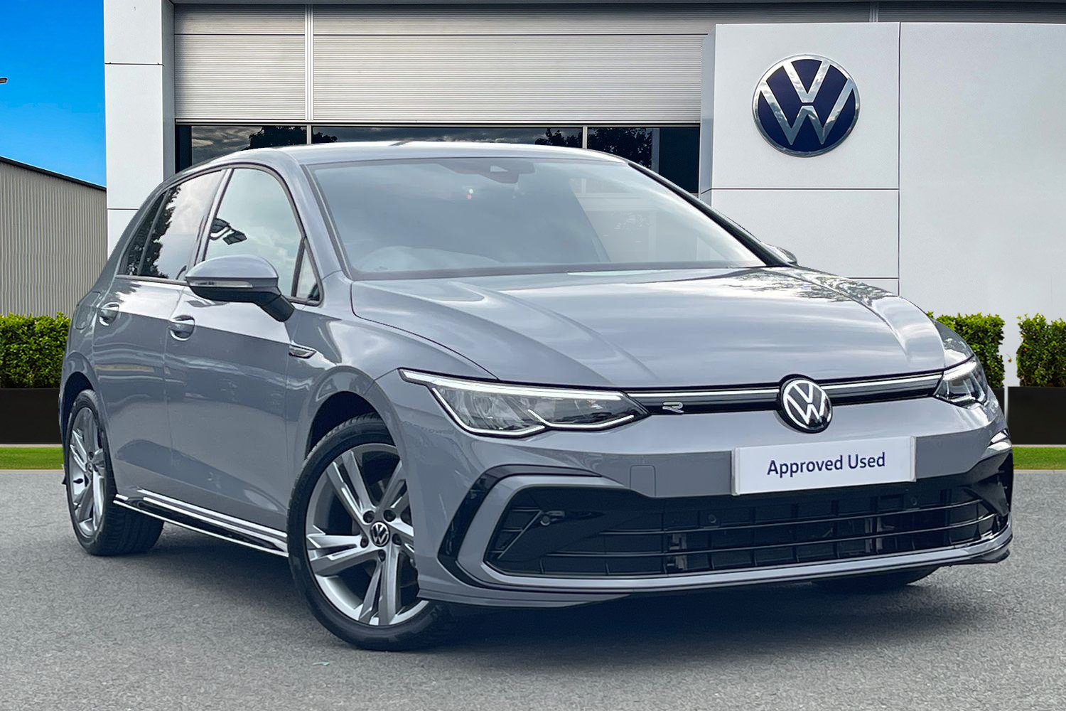 Main listing image - Volkswagen Golf