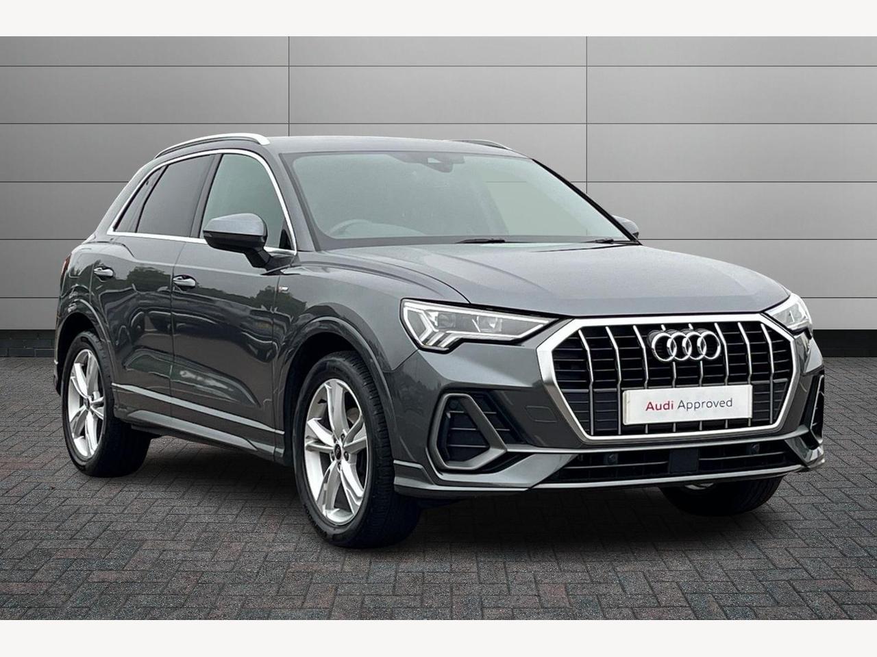 Main listing image - Audi Q3