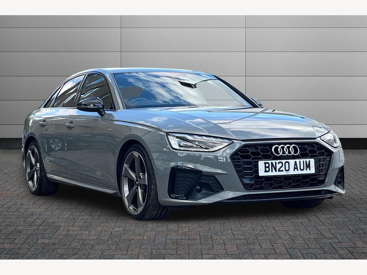 Main listing image - Audi A4